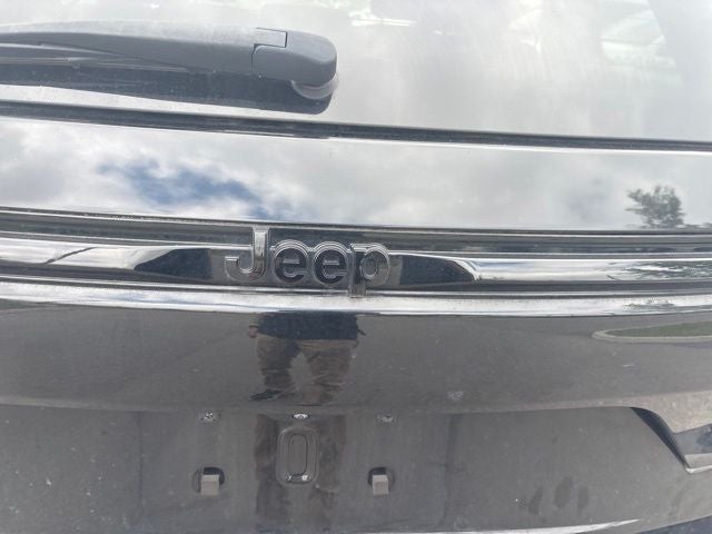 2022 Jeep Grand Cherokee Altitude