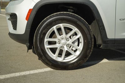 2024 Jeep Grand Cherokee Laredo X 4x4