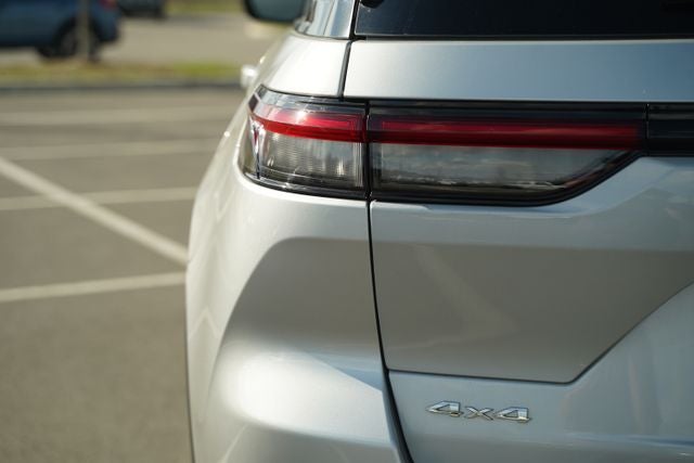 2024 Jeep Grand Cherokee Laredo X 4x4