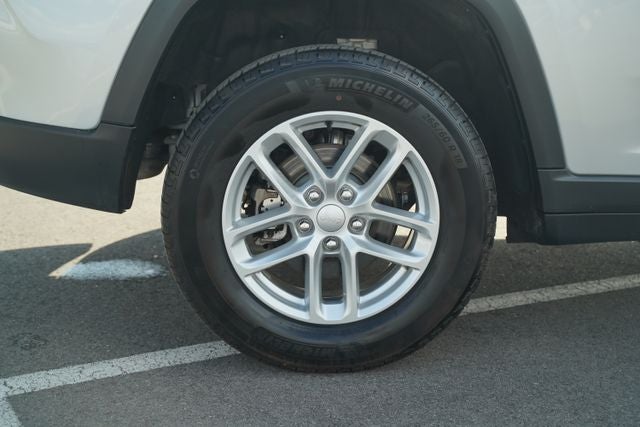 2024 Jeep Grand Cherokee Laredo X 4x4