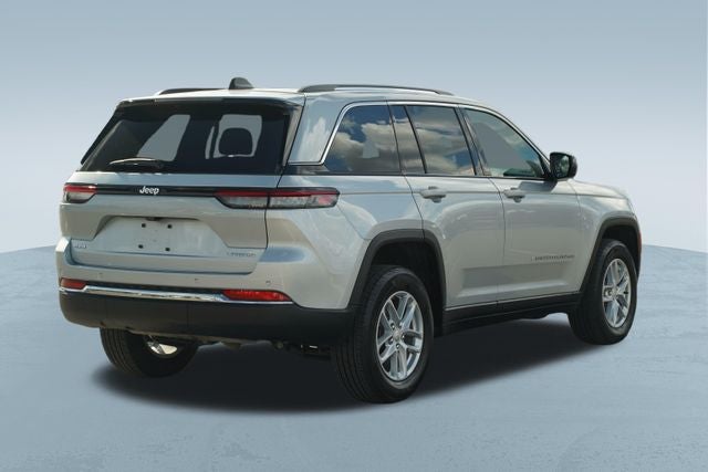 2024 Jeep Grand Cherokee Laredo X 4x4