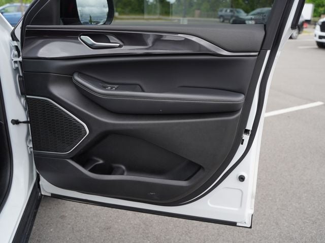 2022 Jeep Grand Cherokee Altitude 4x4