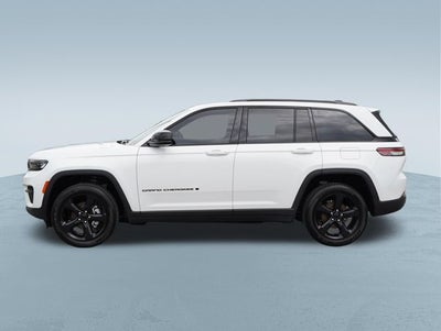 2022 Jeep Grand Cherokee Altitude 4x4