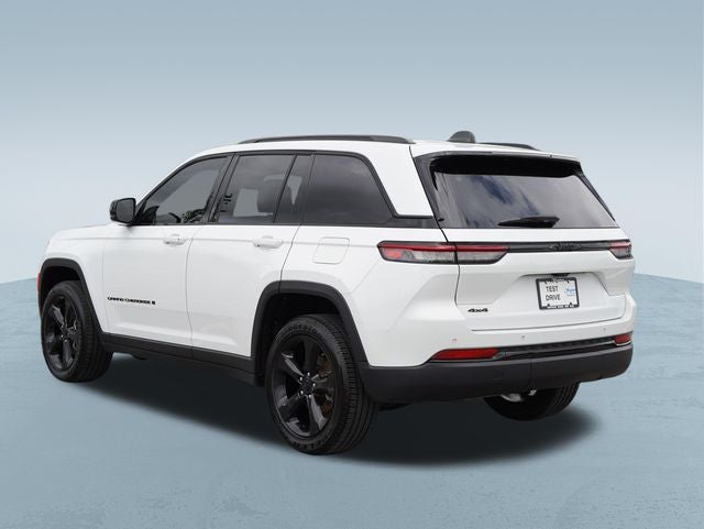 2022 Jeep Grand Cherokee Altitude 4x4