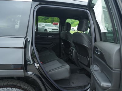2026 Jeep Grand Cherokee GRAND CHEROKEE LAREDO 4X4