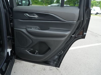 2026 Jeep Grand Cherokee GRAND CHEROKEE LAREDO 4X4