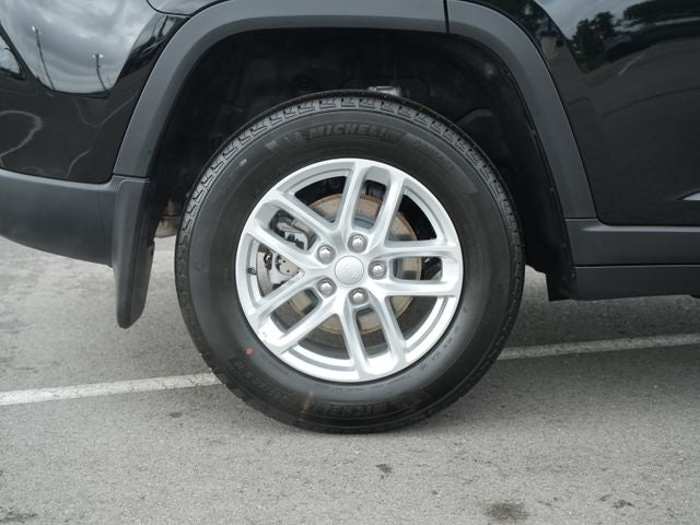 2026 Jeep Grand Cherokee GRAND CHEROKEE LAREDO 4X4