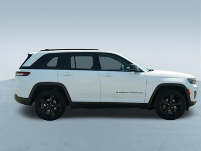 2023 Jeep Grand Cherokee Altitude 4x4