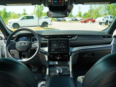 2023 Jeep Grand Cherokee Altitude 4x4
