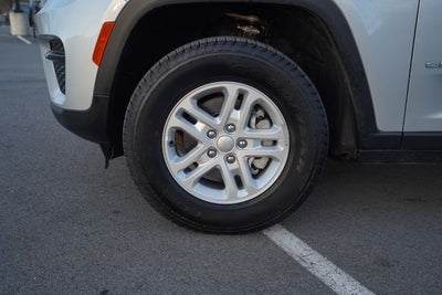 2025 Jeep Grand Cherokee Laredo 4x4