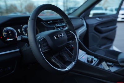 2025 Jeep Grand Cherokee Laredo 4x4