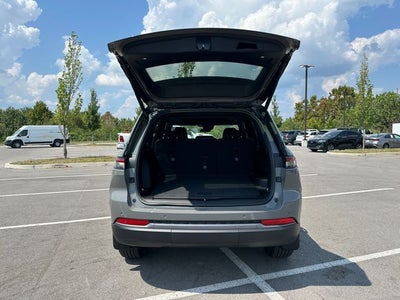 2027 Jeep Grand Cherokee Altitude