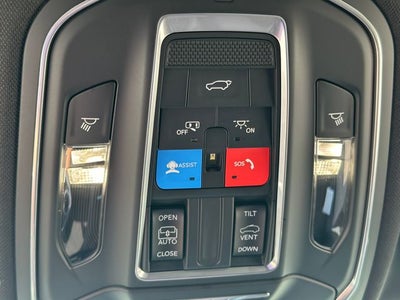 2027 Jeep Grand Cherokee Altitude