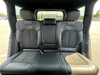 2027 Jeep Grand Cherokee Altitude