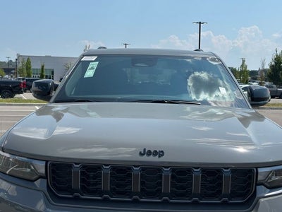 2027 Jeep Grand Cherokee Altitude