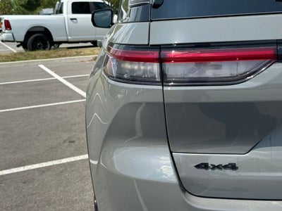 2027 Jeep Grand Cherokee Altitude