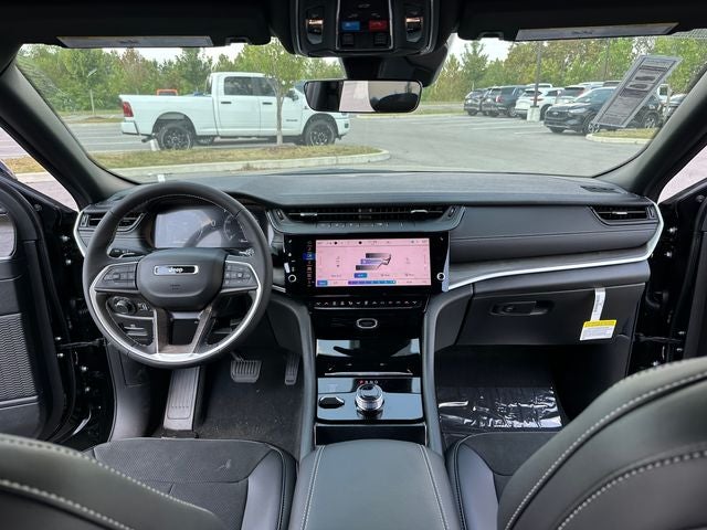 2027 Jeep Grand Cherokee Altitude