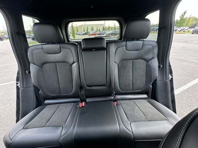 2027 Jeep Grand Cherokee Altitude