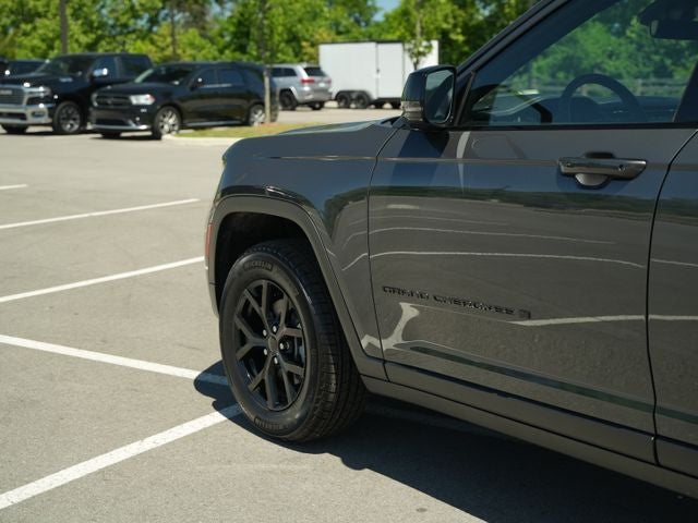 2026 Jeep Grand Cherokee GRAND CHEROKEE LAREDO ALTITUDE 4X4