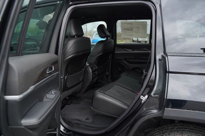 2026 Jeep Grand Cherokee GRAND CHEROKEE LAREDO ALTITUDE 4X4