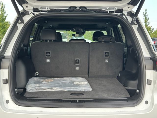 2027 Jeep Grand Cherokee Altitude