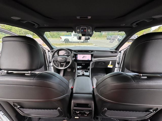 2027 Jeep Grand Cherokee Altitude