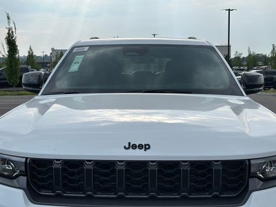 2027 Jeep Grand Cherokee Altitude