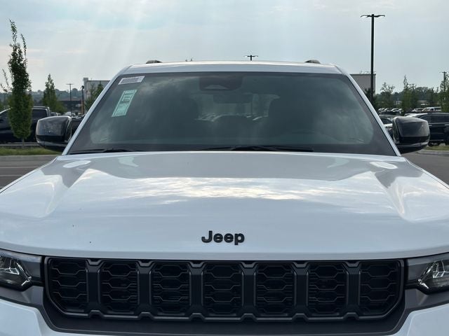 2027 Jeep Grand Cherokee Altitude