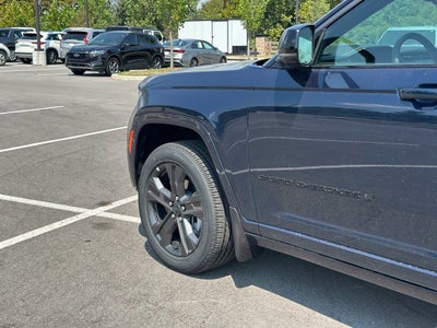 2027 Jeep Grand Cherokee Limited Reserve