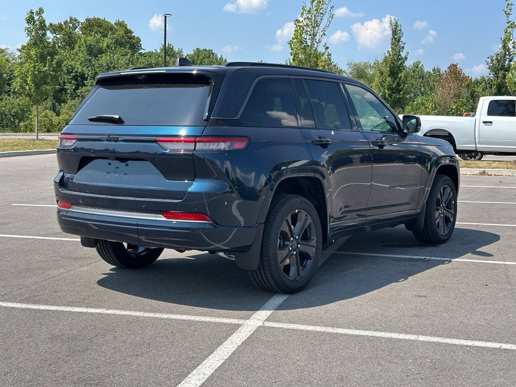2027 Jeep Grand Cherokee Limited Reserve