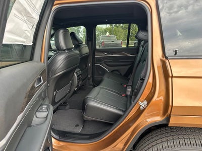 2027 Jeep Grand Cherokee Limited Reserve
