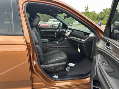 2027 Jeep Grand Cherokee Limited Reserve