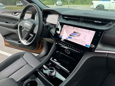 2027 Jeep Grand Cherokee Limited Reserve