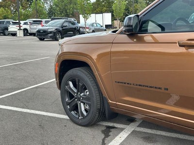 2027 Jeep Grand Cherokee Limited Reserve