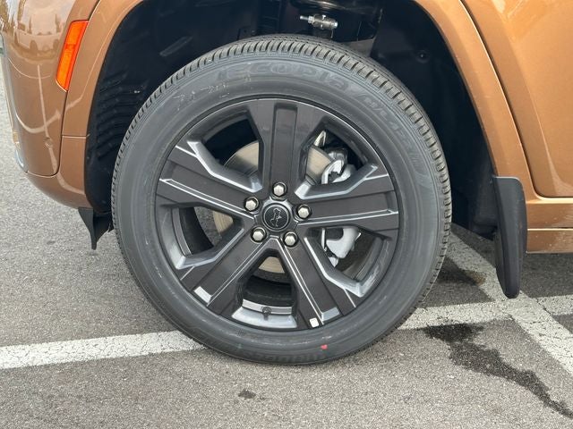 2027 Jeep Grand Cherokee Limited Reserve