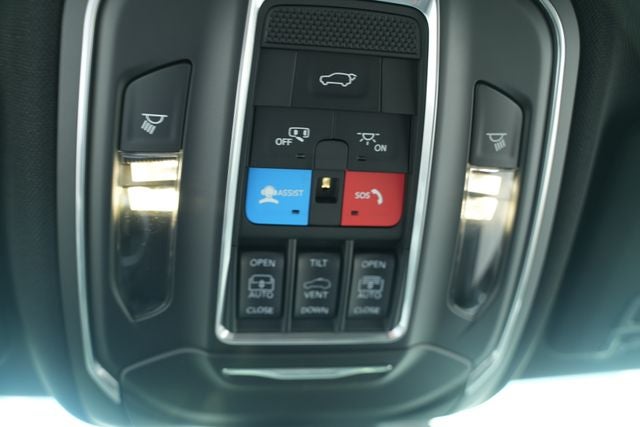 2026 Jeep Grand Cherokee Limited Reserve