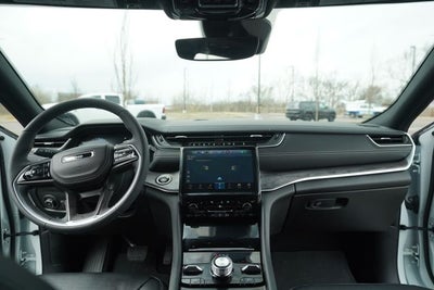 2023 Jeep Grand Cherokee Overland 4x4