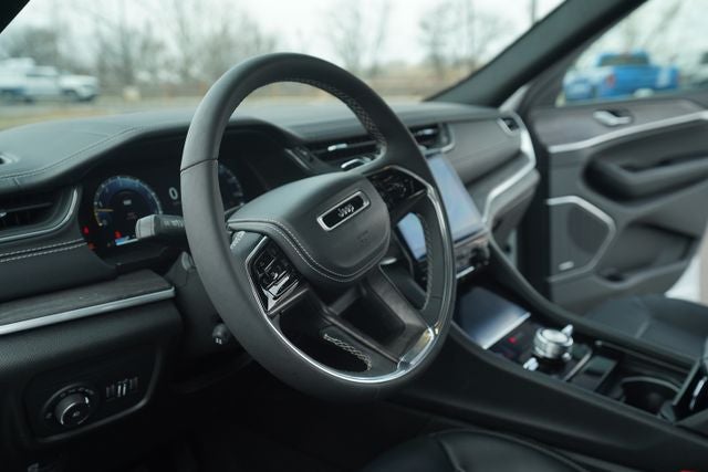 2023 Jeep Grand Cherokee Overland 4x4