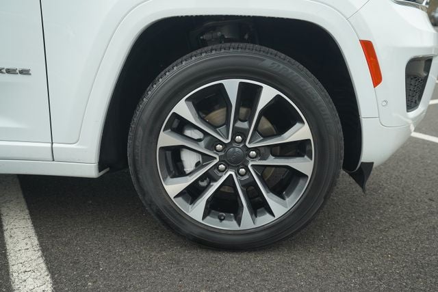 2023 Jeep Grand Cherokee Overland 4x4