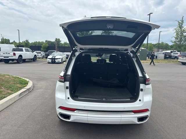 2023 Jeep Grand Cherokee Summit 4x4