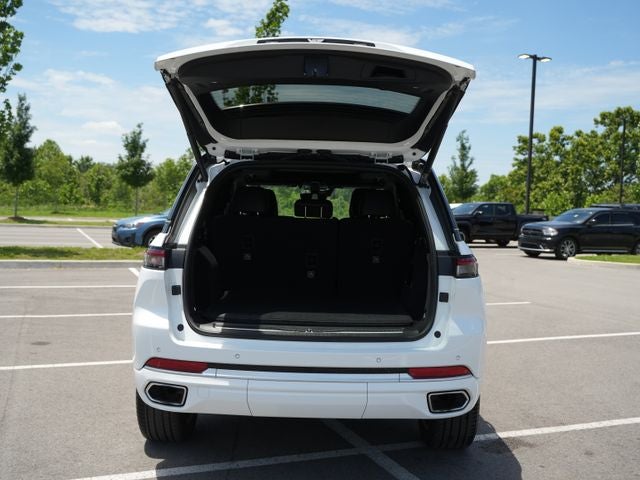 2023 Jeep Grand Cherokee Summit 4x4