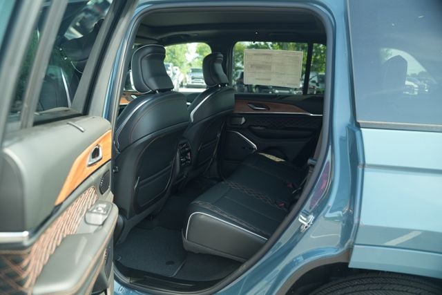 2026 Jeep Grand Cherokee Summit