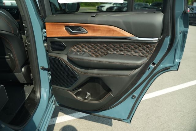 2026 Jeep Grand Cherokee Summit