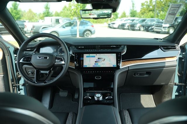 2026 Jeep Grand Cherokee Summit