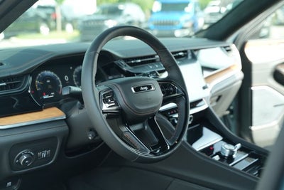 2026 Jeep Grand Cherokee Summit