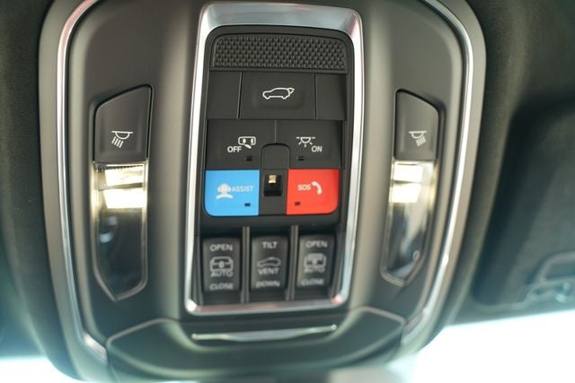 2026 Jeep Grand Cherokee Summit