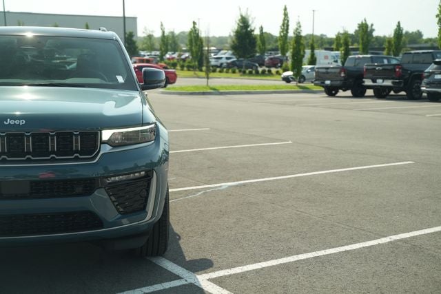 2026 Jeep Grand Cherokee Summit