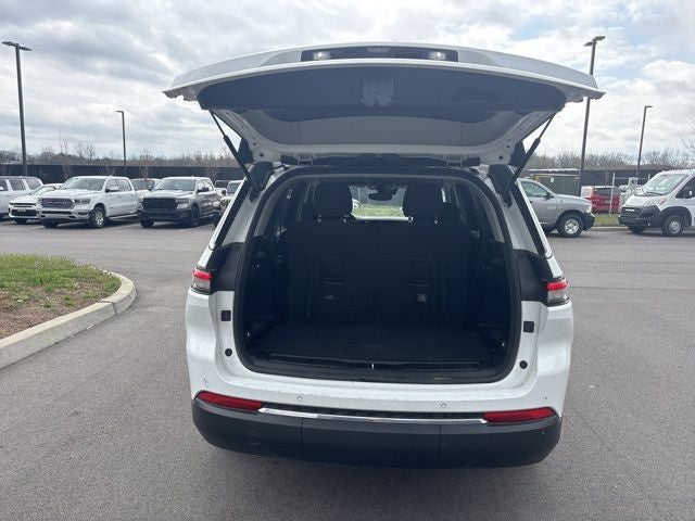 2023 Jeep Grand Cherokee L Laredo 4x2