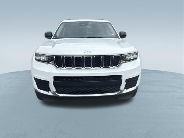 2023 Jeep Grand Cherokee L Laredo 4x2