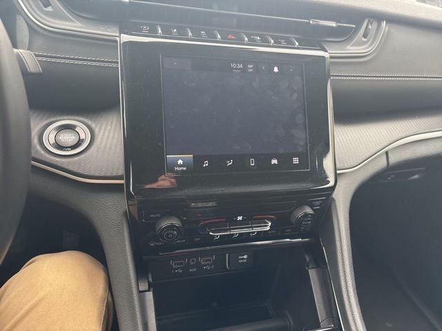 2023 Jeep Grand Cherokee L Laredo 4x2